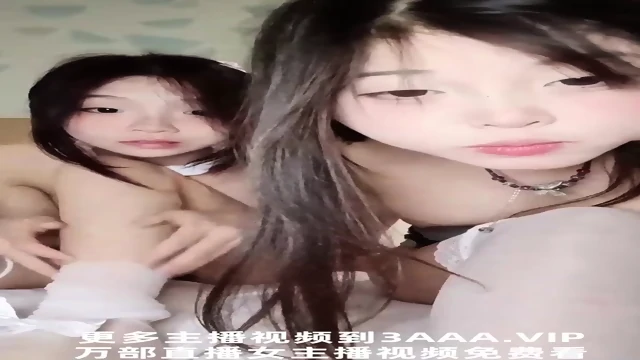 adorable chinese girl masturbation 260