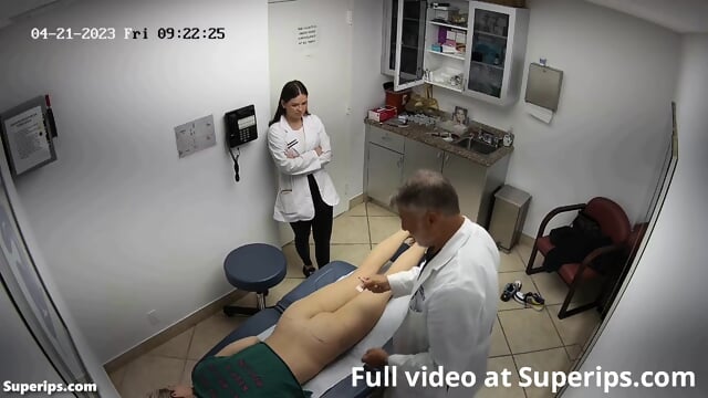 IPCAM – Old German doctor gropes a young blonde girl