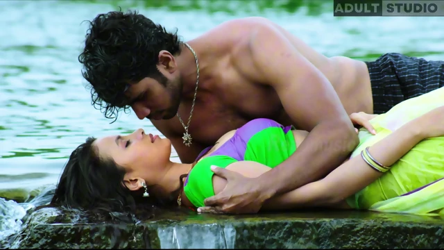 ACTRESS 💥ROOPA💥 HOT ROMANTIC SCENE. 4K